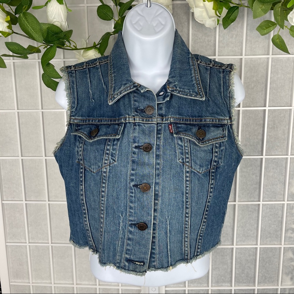 Levi’s Women’s Jean Vest Size Small